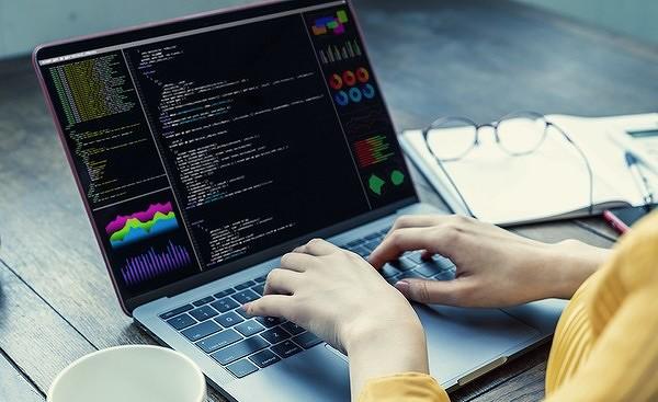 Estrategia UX/UI para Apps Móviles: Diseños que Conectan.